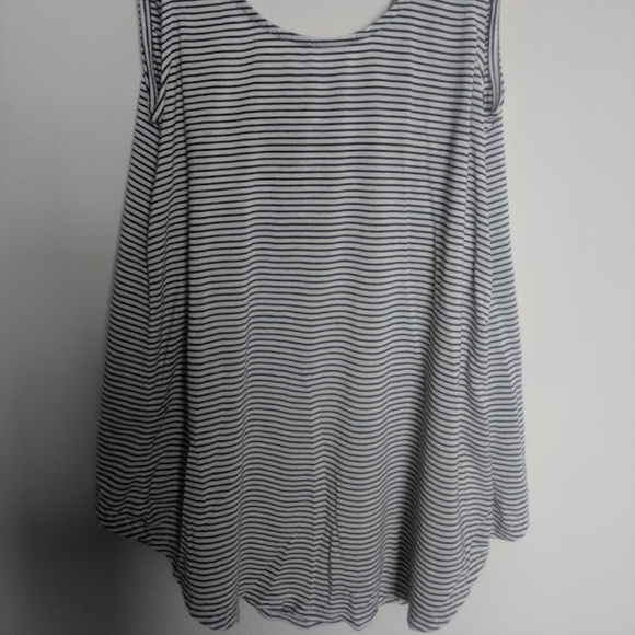 Francesca's Blk/White Stripe CrissCross Back Tank - Picture 2 of 6